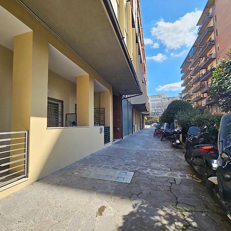 6 Tram Stops To Center - San Donato Apartment Флоренция Екстериор снимка
