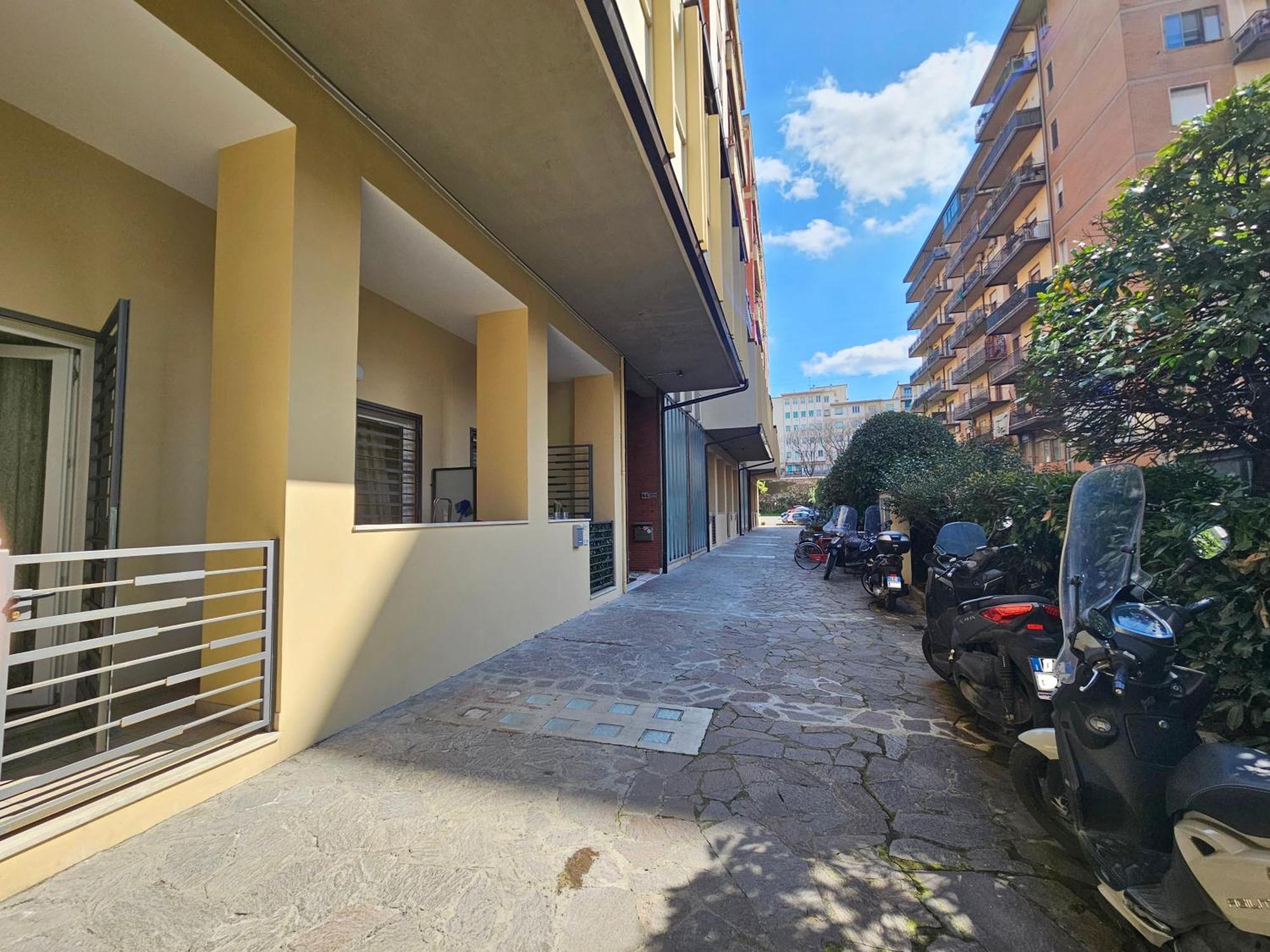 6 Tram Stops To Center - San Donato Apartment Флоренция Екстериор снимка
